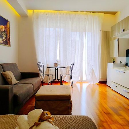 Le Dimore Di Magda Suite & Rooms Поліньяно-а-Маре Екстер'єр фото